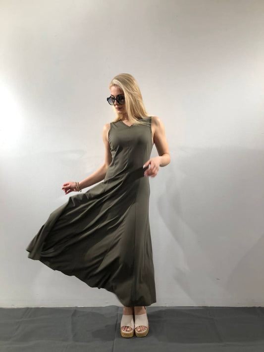 Hosszú Lenge Ruha - Militare